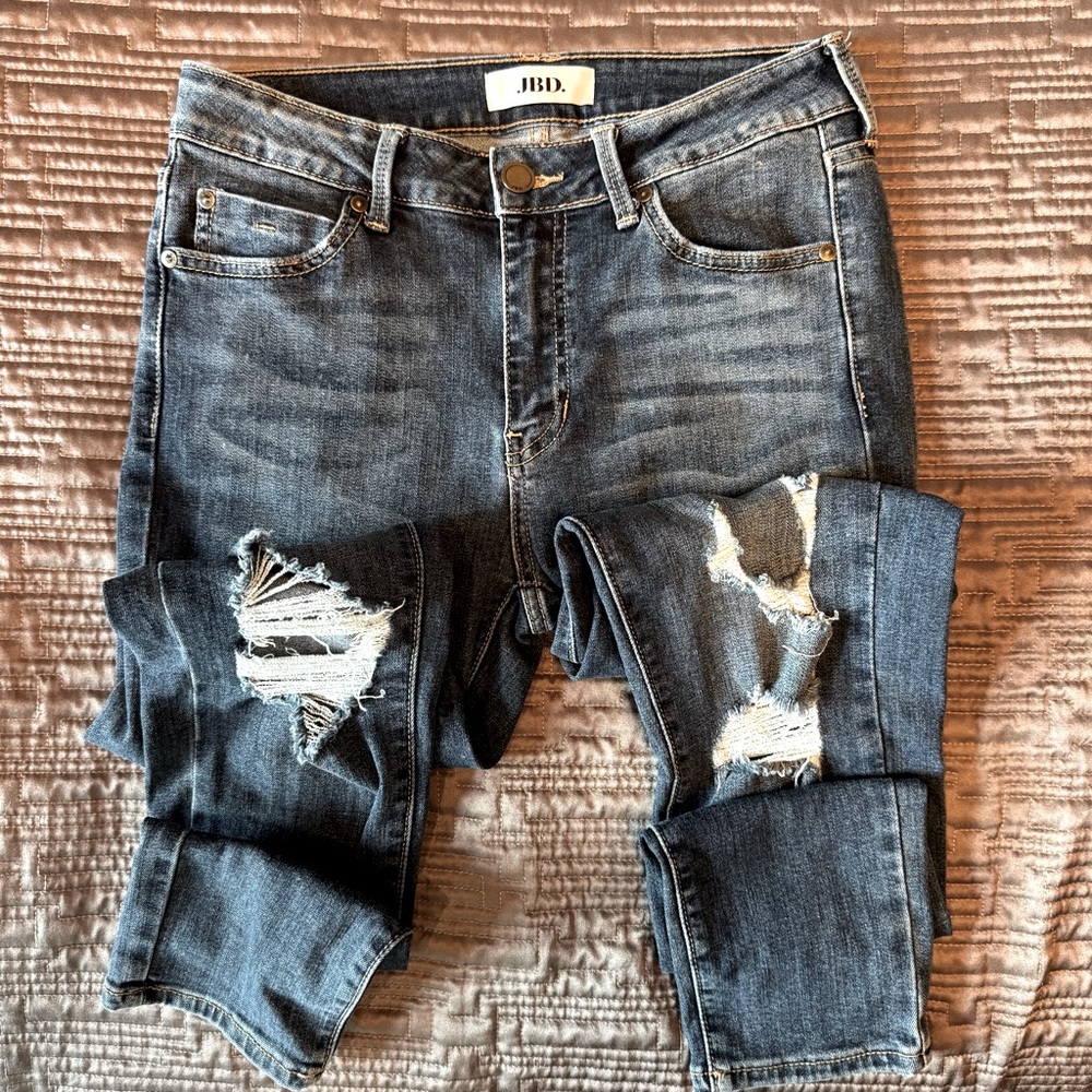 JBD Women’s Distressed Jeans